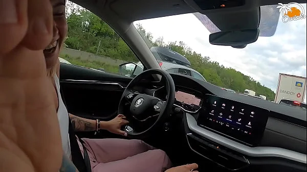 Wife gives amazing handjob while driving a car!