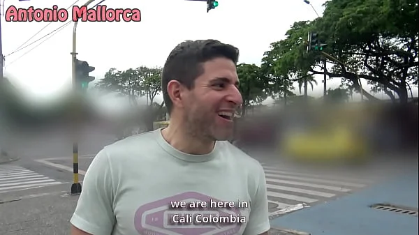 Showing How To Pick Up Hot Girls In Public To My Colombian Friend - Brian Evansx & Silvana Lee