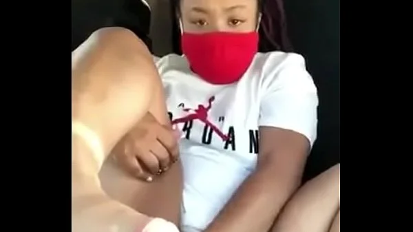 Mzansi girl masturbates in a car