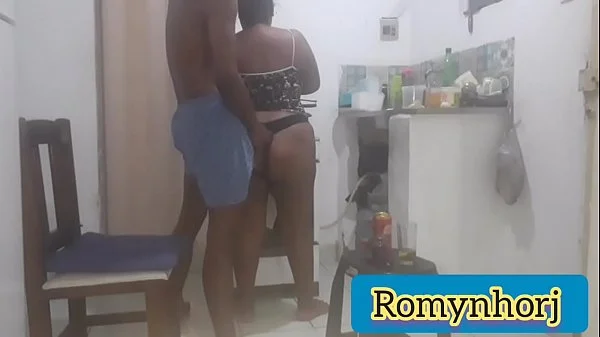 NA CASA DA MINHA NAMORADA ELA FAZENDO O JANTAR EU QUERENDO COMER A SOBREMESA PRIMEIRO, FUI PARAR NA CAMA DELA EM SEGUIDA /VIDEO COMPLETO NO RED/ BASTIDORES DO ROMYNHORJ