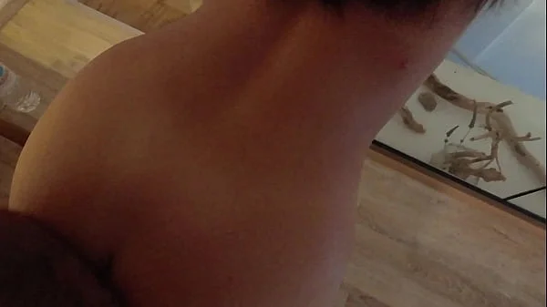 This milf have a perfect ass, i have fucked her in a airbnb apartment