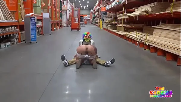 Clown gets dick sucked in The Home Depot