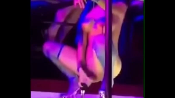 CARDI B SHOVES BOTTLE IN AND OUT OF PUSSY HOLE  IN STRIP CLUB 2024