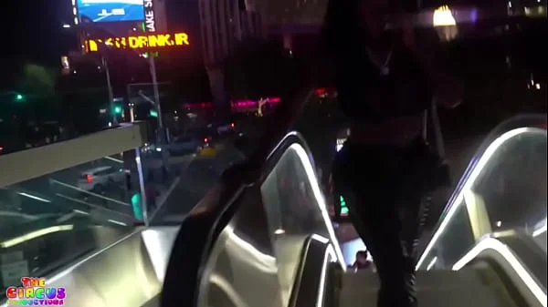 Michael Myers fucks Ebony Mystique on the Las Vegas Strip